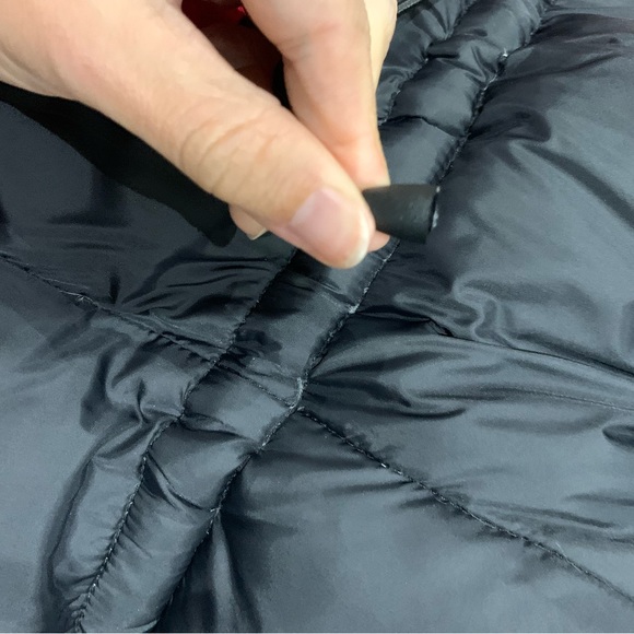 Size small Canada goose camrose parka ❤️ - Picture 9 of 16